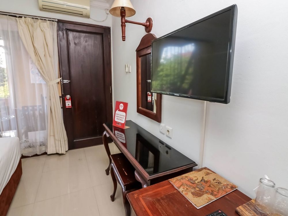 Legian Hotel 2*